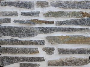Random Split Verarde Natural Quartz Stone Paver. Code: MC38775