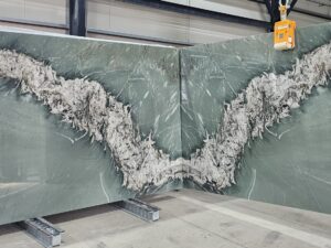 Polished Institutio Green Natural Quartzite Slab. Code: MS103300