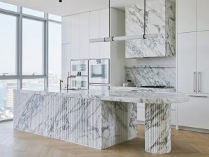 Polished Lagoa Natural Marble Kitchen Designs. Code: MS103413